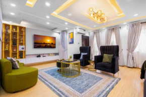 cheerful & colorful 3bedroom apartment Ikeja